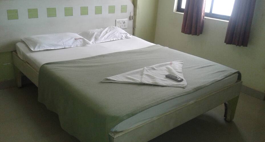 Hotel Rainbow, Bangalore 1